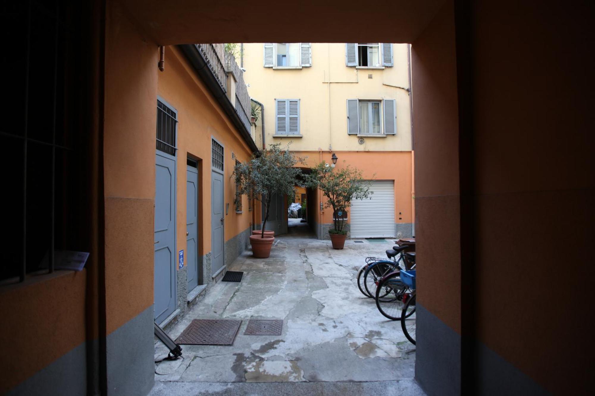 Amazing Apartment In City Center With Balcony Milan Exterior photo